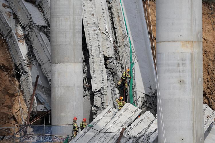 2025新澳正版资料今晚和在建楼房倒塌致11死与在建楼房倒塌事件